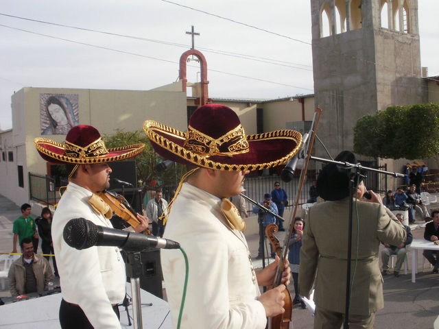 Sin Nombre